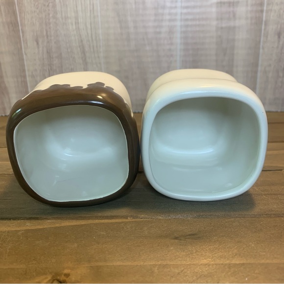 Set Of 2 Small Miniature Marshmallow Shaped  Cups Mugs With Faces - Picture 6 of 9